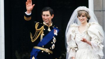 Így reagált Diana, amikor meglátta Kamillát az esküvőjén: a hercegné teljesen összeomlott Károly szeretőjére pillantva